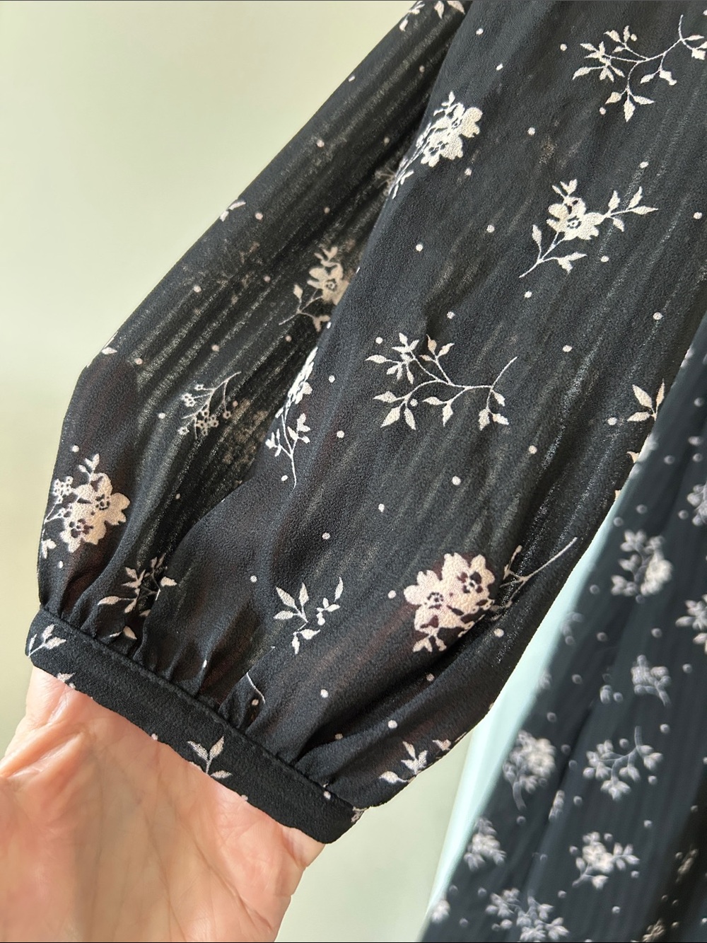 Anthro Gal Meets Glam Maxi Dress Sz 2 w MEASUREMENTS Floral Print V-Neck Black - Picture 4 of 13
